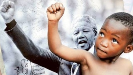 Nelson Mandela inspired everyone around him. I found this photo via a brilliant story on Yahoo's Shine
